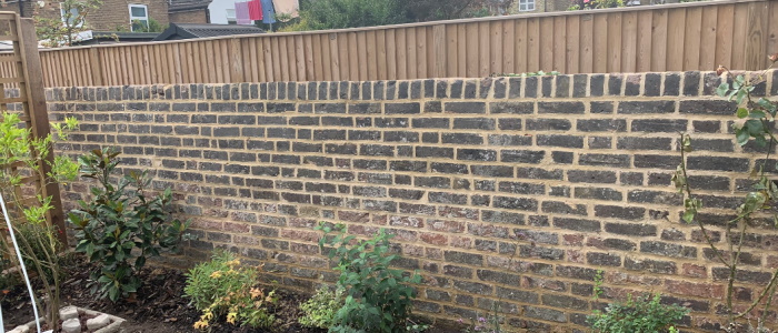 lime-pointing- Victorian-Garden-Wall-in-Faversham